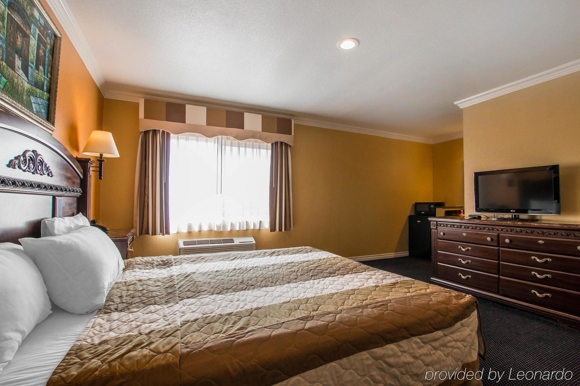 Hotel Econo Long I-405