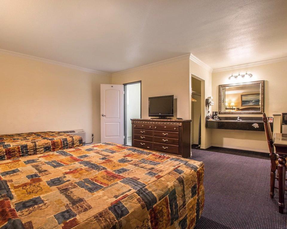Hotel Econo Long 2*