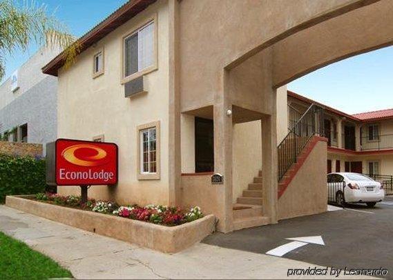 Econo Long Long Beach