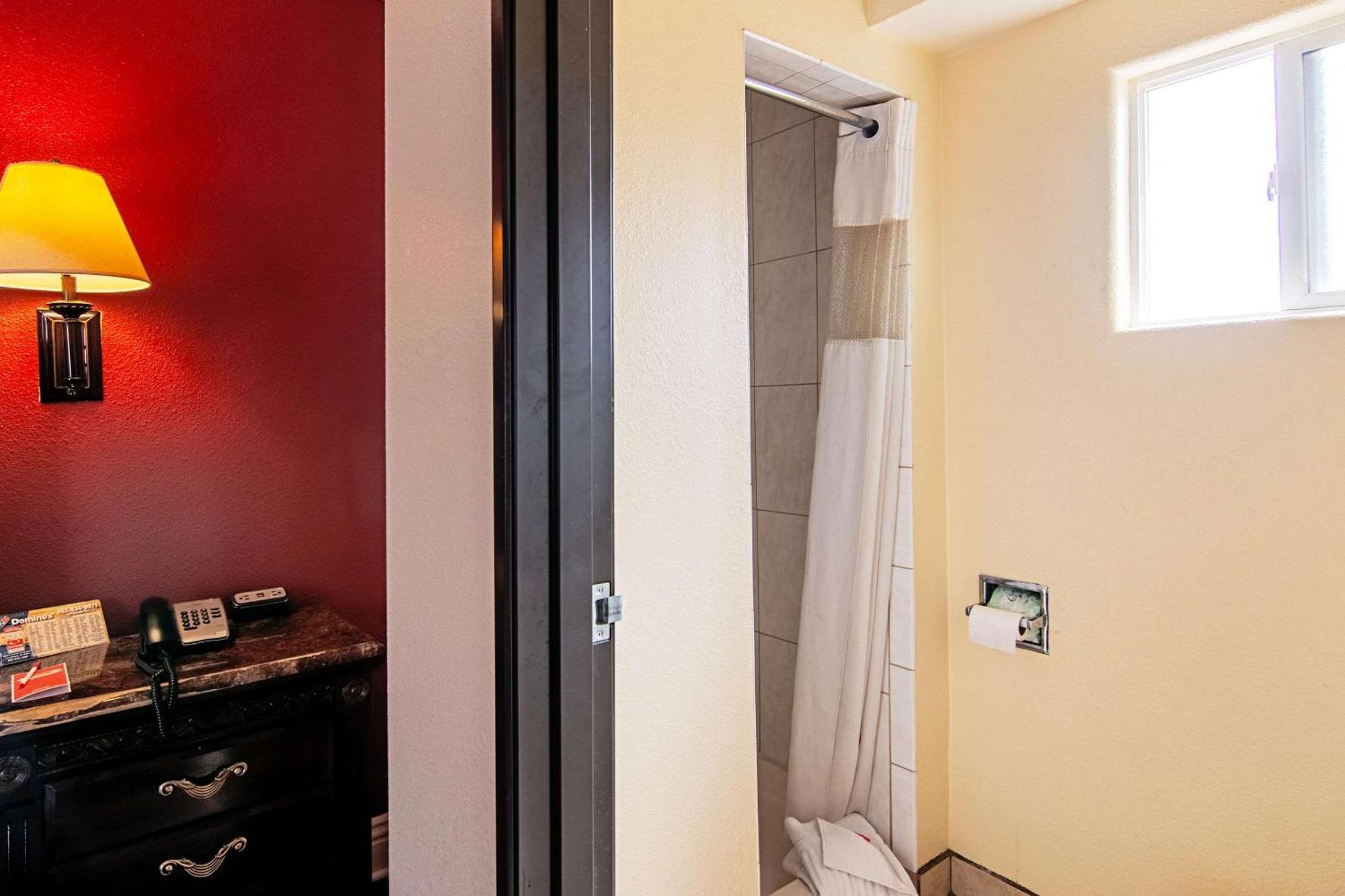 Econo Long Hotel Long Beach