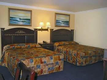Hotel Econo Long 2*